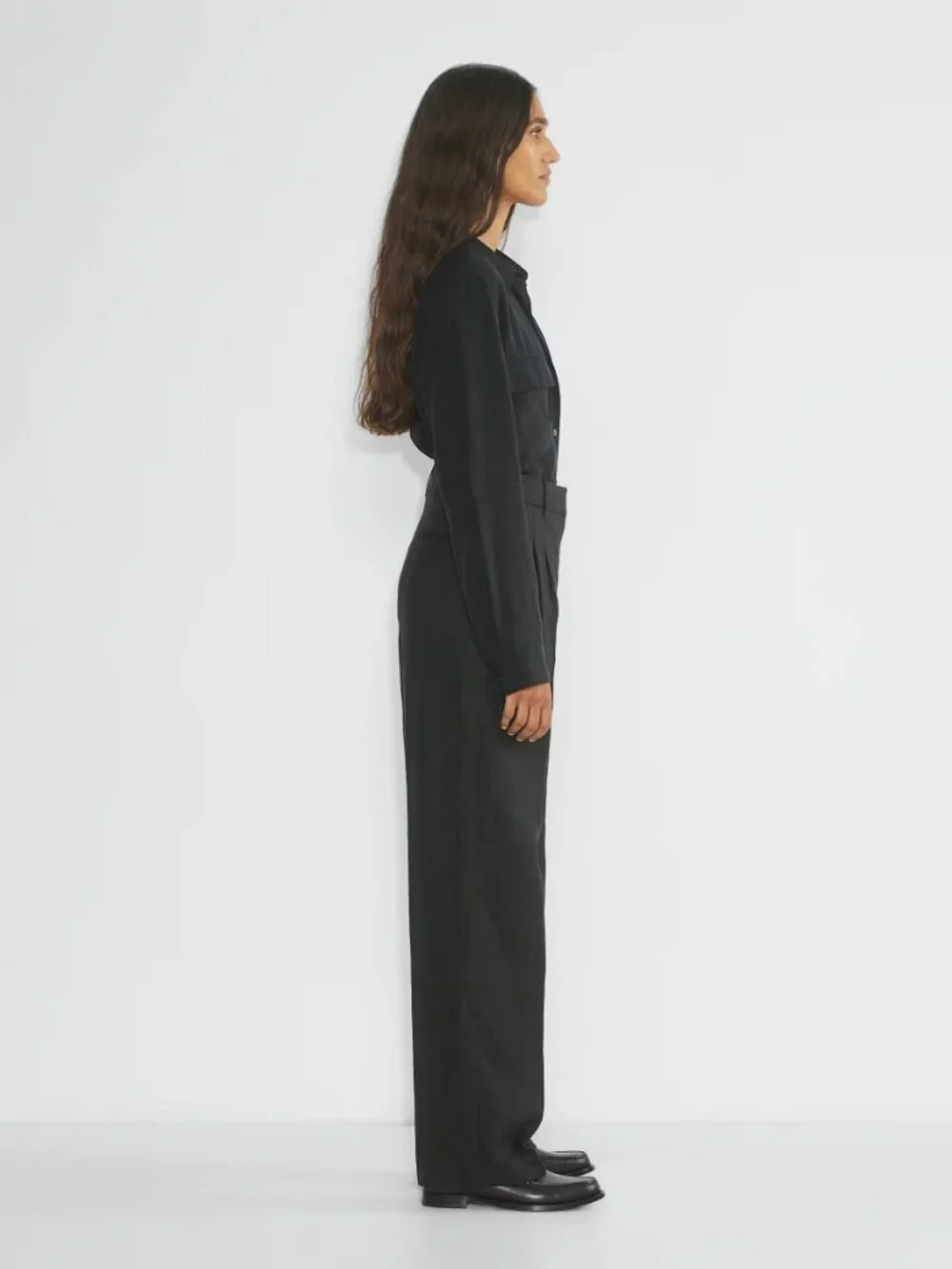 Aritzia Effortless Pant Linen Black